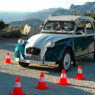 team-building-marseille-rallye-2cv